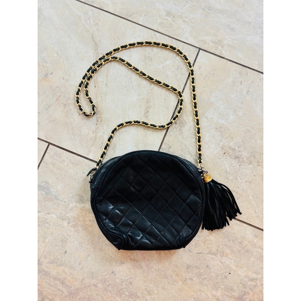Dini Florence Italy Quilted Black Leather Crossbody Bag Tassel Gold Chain Strap